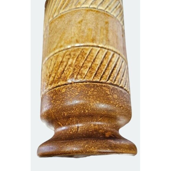 Vintage 1979 FTDA USA Brown Ceramic Textured Vase With Carved Chevron Design - Picture 5 of 9
